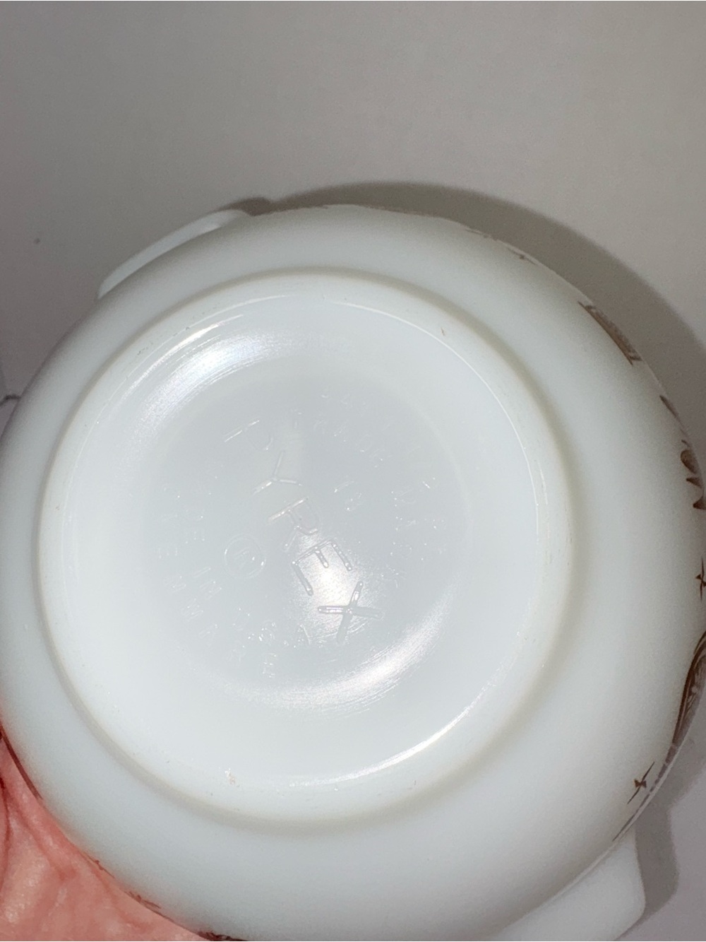 Pyrex Bowl - Picture 3 of 8